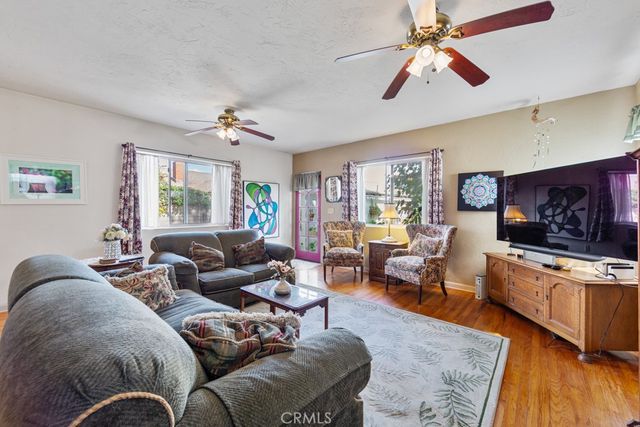 3730 Rose Avenue, Long Beach, CA 90807