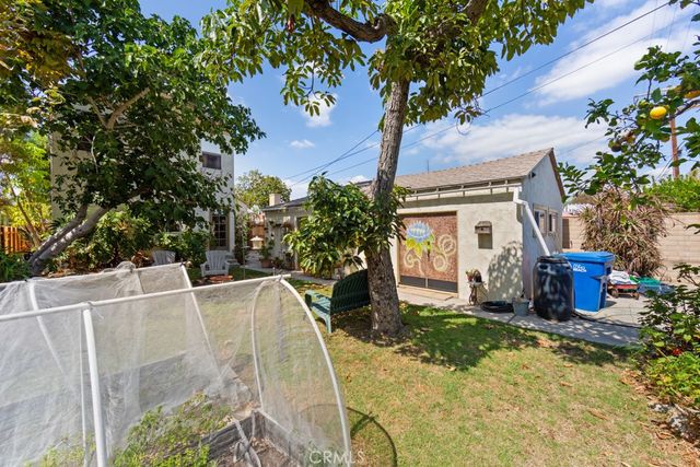 3730 Rose Avenue, Long Beach, CA 90807