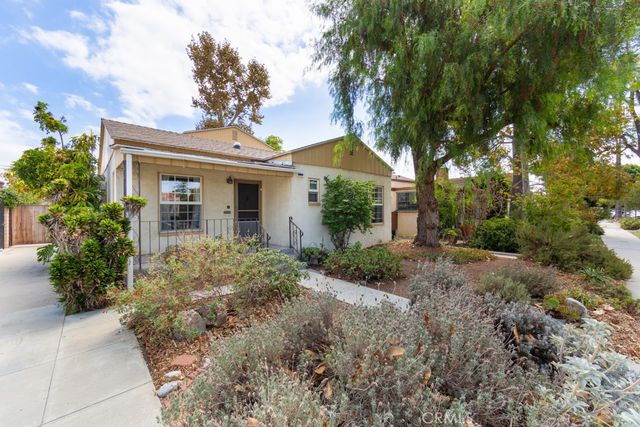3730 Rose Avenue, Long Beach, CA 90807