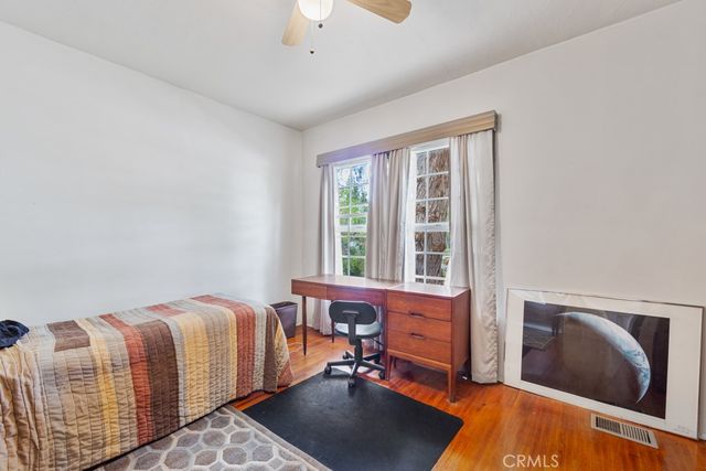 3730 Rose Avenue, Long Beach, CA 90807