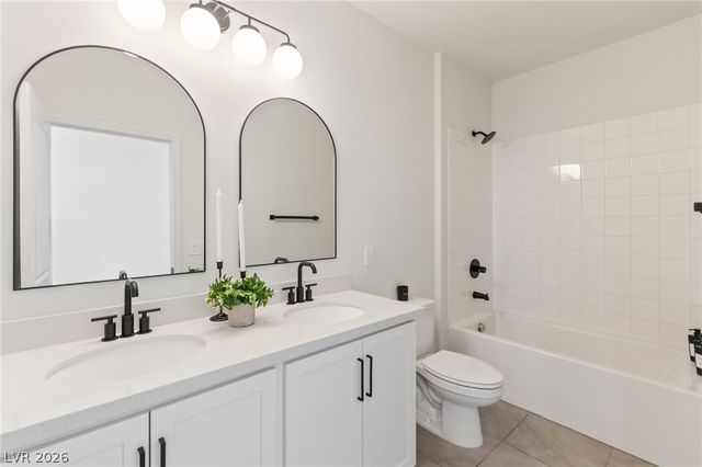 32 Santo Mio Court, Henderson, NV 89011