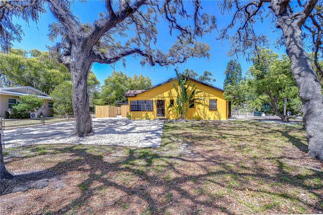 6 BAYOU LANE, Palm Harbor, FL 34683