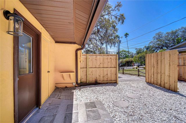 6 BAYOU LANE, Palm Harbor, FL 34683