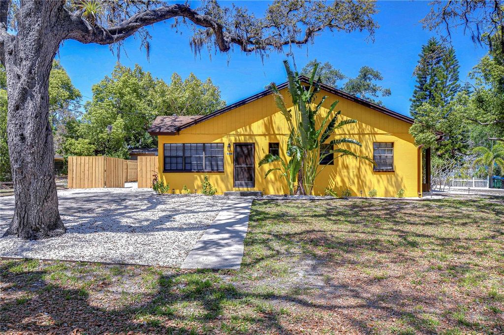 6 BAYOU LANE, Palm Harbor, FL 34683