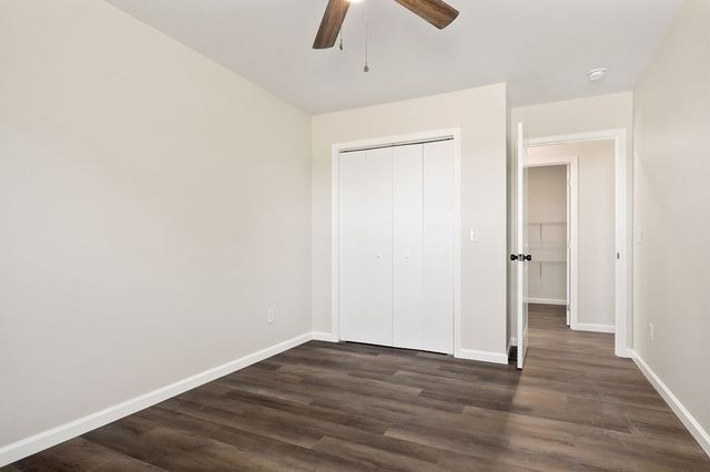 14305 Old Kentucky Rd, Walling, TN 38587