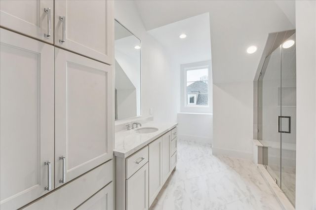 3 Wentworth Green Way, Houston, TX 77027