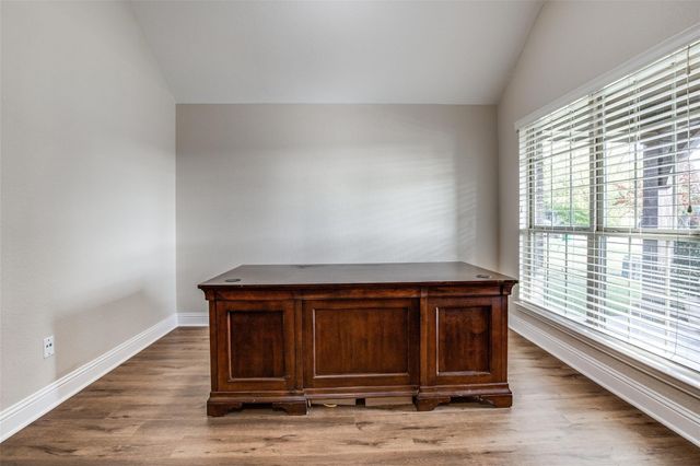 3017 Carlton Parkway, Waxahachie, TX 75165