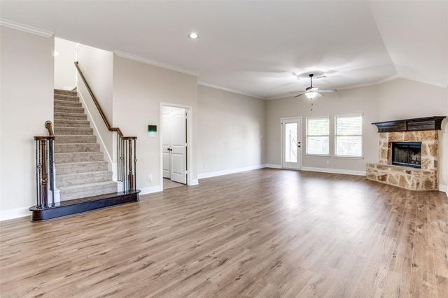 3017 Carlton Parkway, Waxahachie, TX 75165