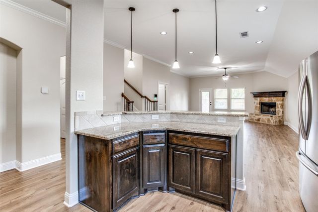 3017 Carlton Parkway, Waxahachie, TX 75165