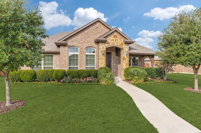 3017 Carlton Parkway, Waxahachie, TX 75165