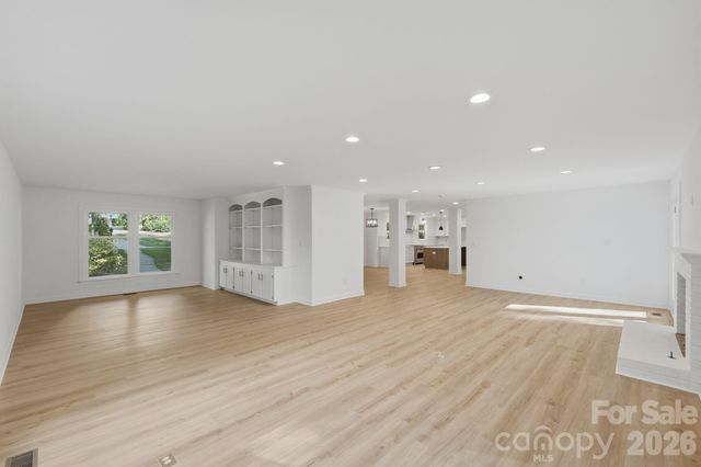3323 Lincoln Lane, Gastonia, NC 28056