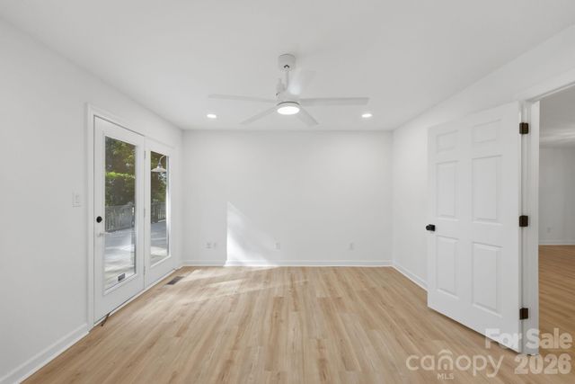 3323 Lincoln Lane, Gastonia, NC 28056