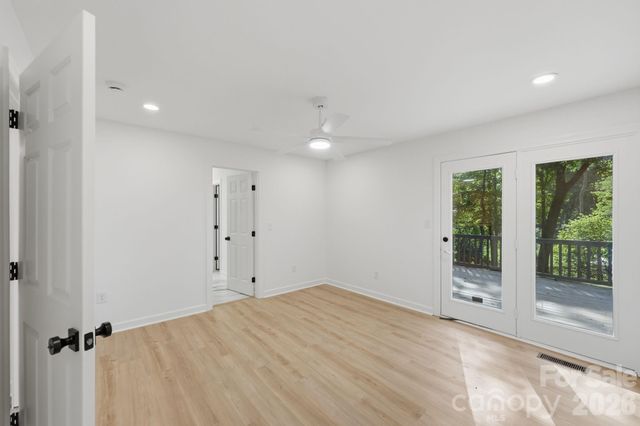 3323 Lincoln Lane, Gastonia, NC 28056