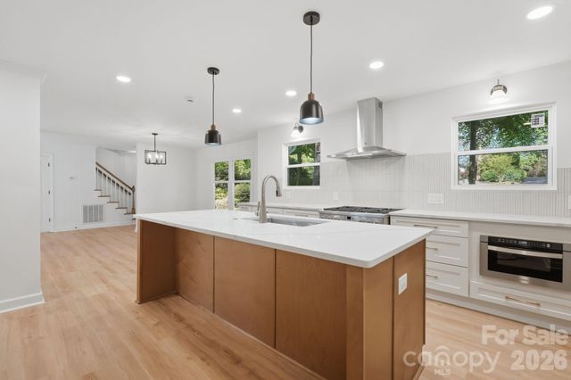 3323 Lincoln Lane, Gastonia, NC 28056