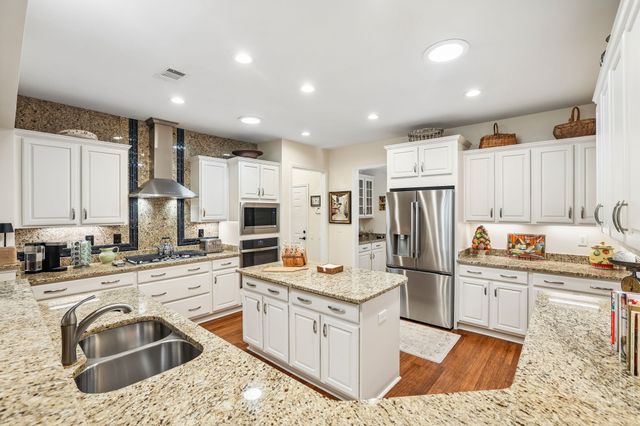 271 Antebellum Ln, Mount Juliet, TN 37122