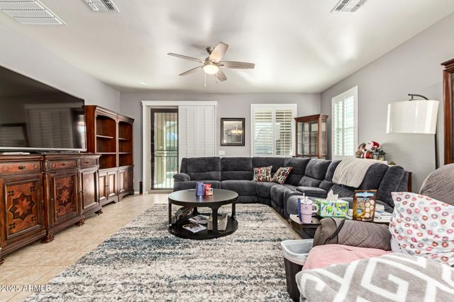 18431 W WILLIAMS Road, Surprise, AZ 85387