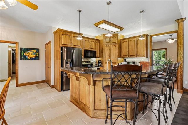 24810 E 199th Street, Pleasant Hill, MO 64080