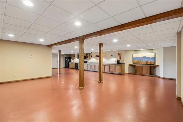 24810 E 199th Street, Pleasant Hill, MO 64080