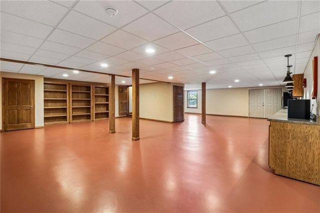 24810 E 199th Street, Pleasant Hill, MO 64080