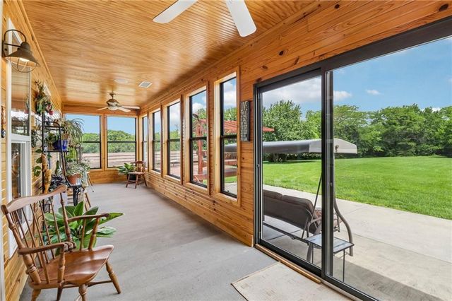 24810 E 199th Street, Pleasant Hill, MO 64080