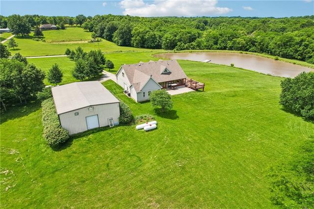 24810 E 199th Street, Pleasant Hill, MO 64080