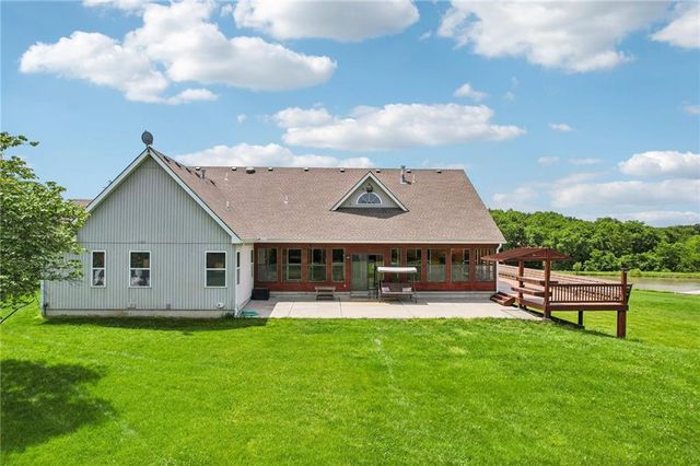 24810 E 199th Street, Pleasant Hill, MO 64080