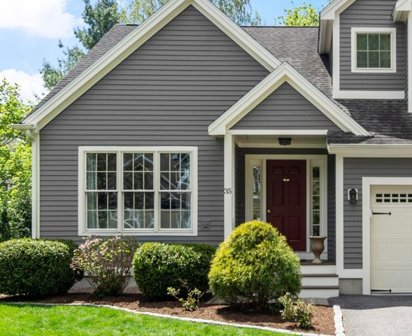 35 Exeter Farms Road, Exeter, NH 03833