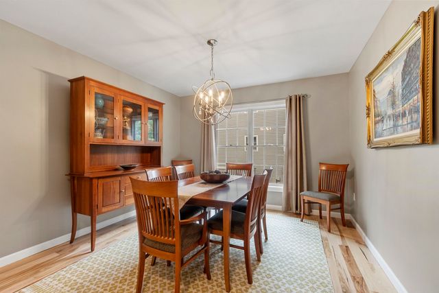 35 Exeter Farms Road, Exeter, NH 03833