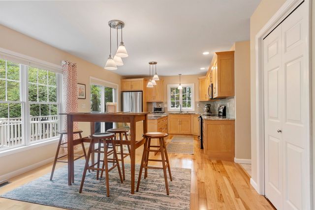 35 Exeter Farms Road, Exeter, NH 03833