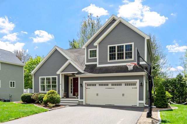 35 Exeter Farms Road, Exeter, NH 03833
