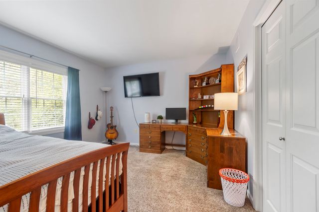 35 Exeter Farms Road, Exeter, NH 03833