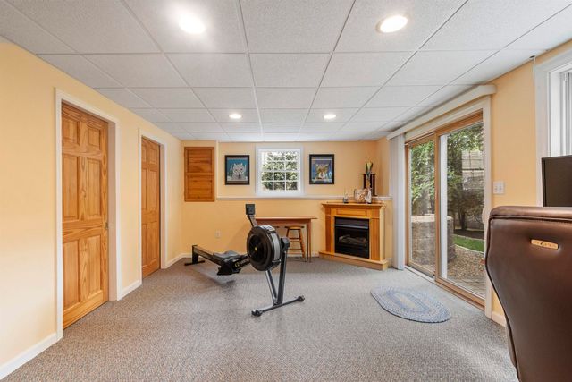 35 Exeter Farms Road, Exeter, NH 03833