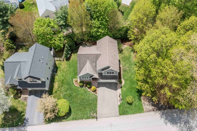 35 Exeter Farms Road, Exeter, NH 03833
