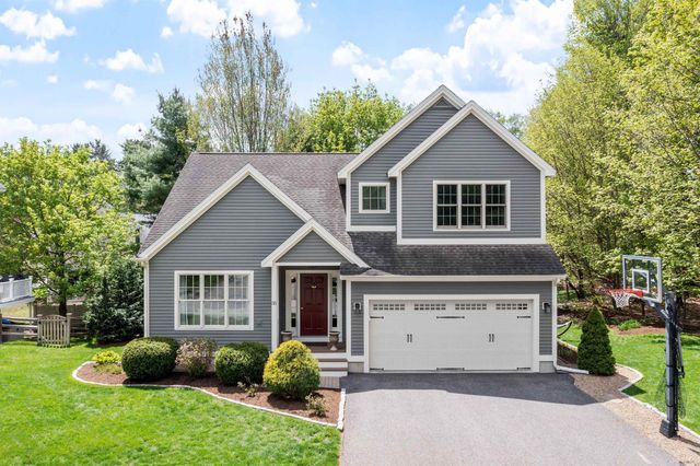 35 Exeter Farms Road, Exeter, NH 03833