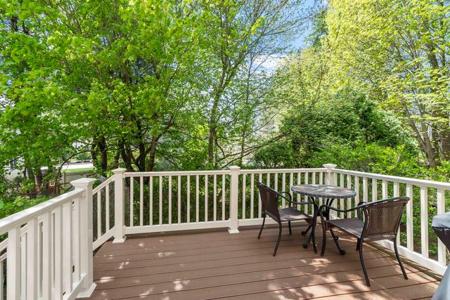 35 Exeter Farms Road, Exeter, NH 03833