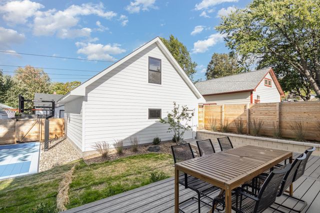 31X Stonebridge Boulevard, Saint Paul, MN 55105