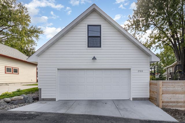 31X Stonebridge Boulevard, Saint Paul, MN 55105