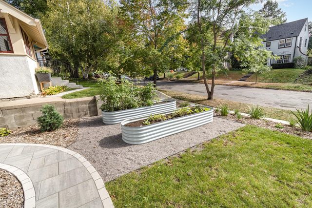 31X Stonebridge Boulevard, Saint Paul, MN 55105