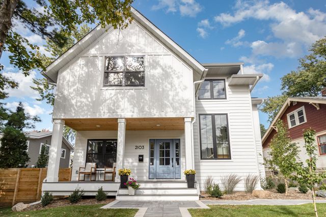 31X Stonebridge Boulevard, Saint Paul, MN 55105