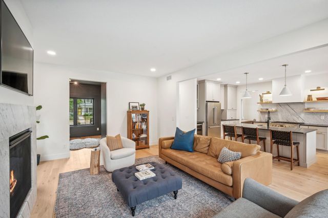 31X Stonebridge Boulevard, Saint Paul, MN 55105