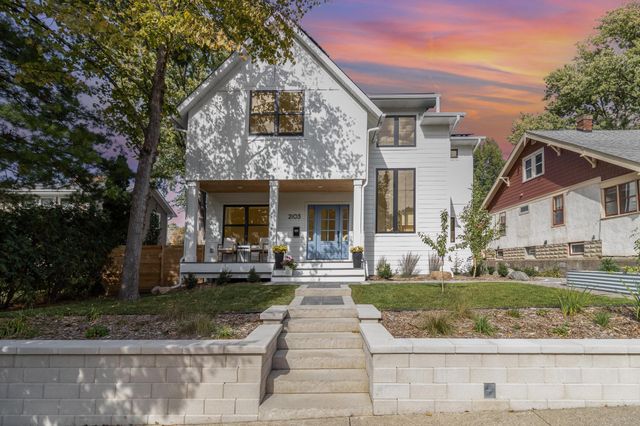 31X Stonebridge Boulevard, Saint Paul, MN 55105