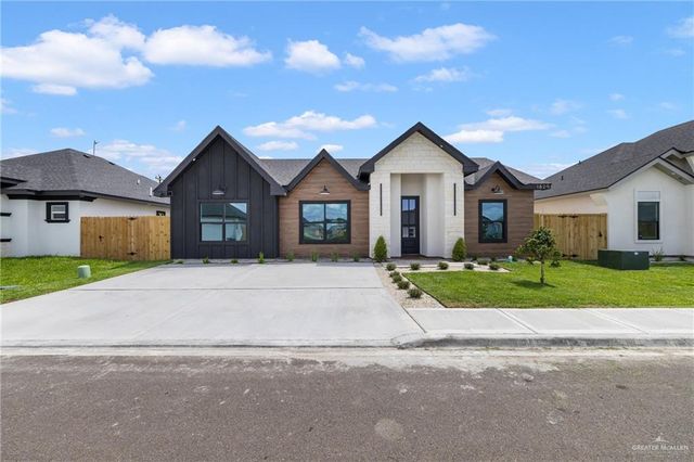 1829 N Mangrove Street, San Juan, TX 78589