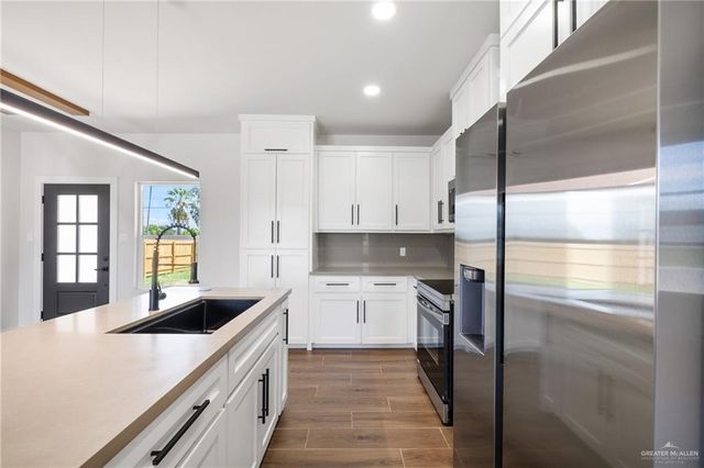 1829 N Mangrove Street, San Juan, TX 78589