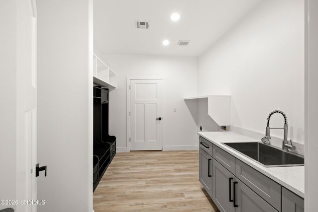 7041 Purple Mountain Avenue, Las Cruces, NM 88007