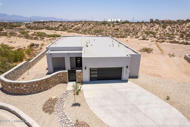 7041 Purple Mountain Avenue, Las Cruces, NM 88007
