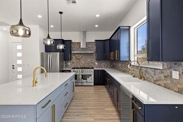 7041 Purple Mountain Avenue, Las Cruces, NM 88007