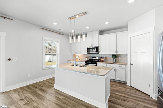 569 Laxton Road, Greer, SC 29651