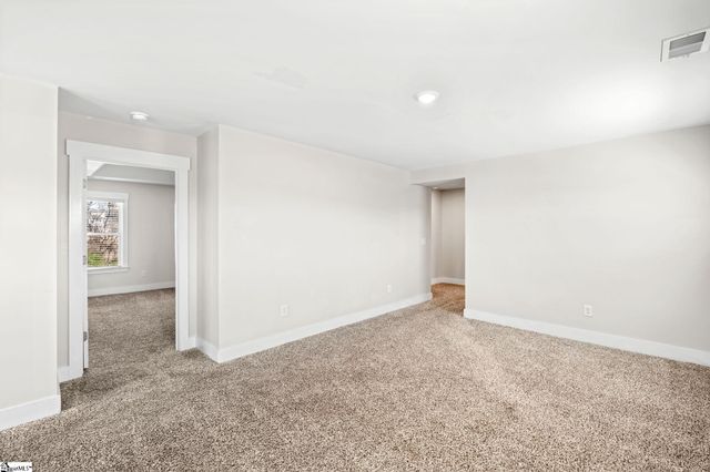 569 Laxton Road, Greer, SC 29651