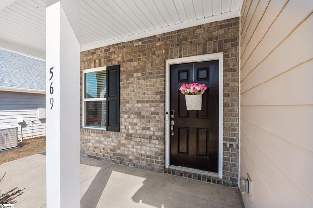 569 Laxton Road, Greer, SC 29651