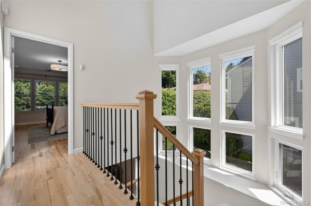 4 Parkridge Court, Huntington, NY 11743